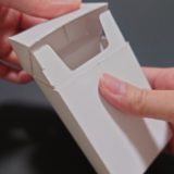 おしゃれで機能的なタバコ箱風パッケージ